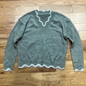 Preppy delicate gray scallop edges sweater